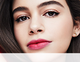 Model wearing a soft, berry lip from trend interpreted by Mary Kay global makeup artist Keiko Takagi.